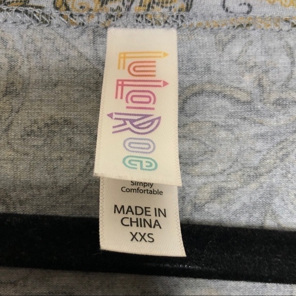 lularoe Perfect T Yellow, Black & Gray Scoop Neck Short Sleeve Top - Size XXS - Picture 3 of 5